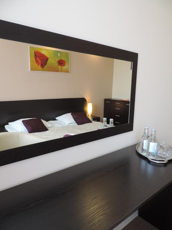 Apartament Green Krosno Ngoại thất bức ảnh